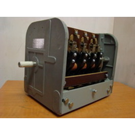 Командоаппарат KA4044 в разборе